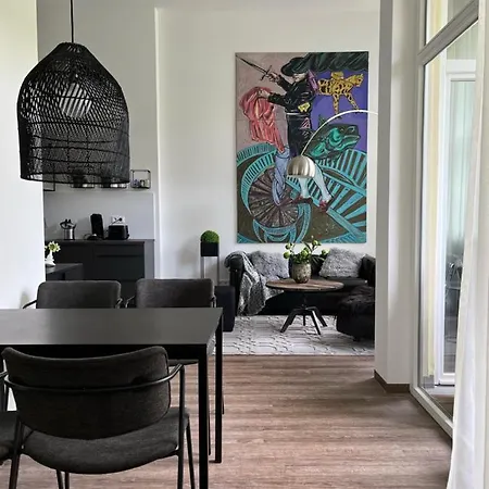 Lunas In Der Alten Schule Apartment Essen