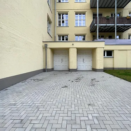 Lunas In Der Alten Schule Apartment Essen